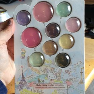 Hello Kitty by Sanrio Mon Amour Palette.